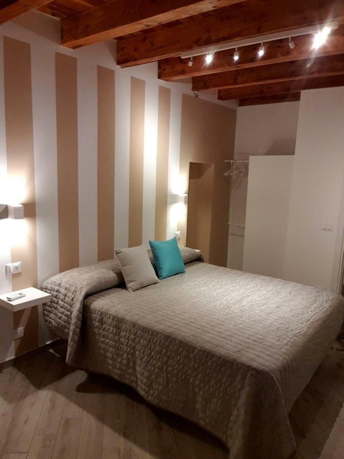Casa Margo Hotel มอนเรอาเล ภายนอก รูปภาพ